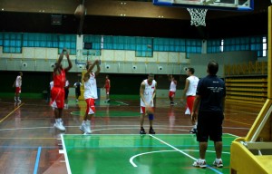 armani baskey p 300x192 Basket, a Cavalese i campioni di serie A dell’Olimpia Armani Milano