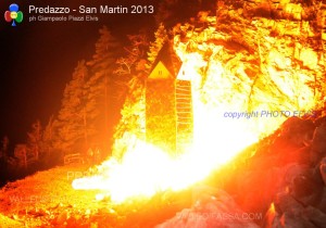 predazzo fuochi san martino 2013 ph giampaolo piazzi elvis predazzoblog180 300x210 predazzo fuochi san martino 2013 ph giampaolo piazzi elvis predazzoblog180